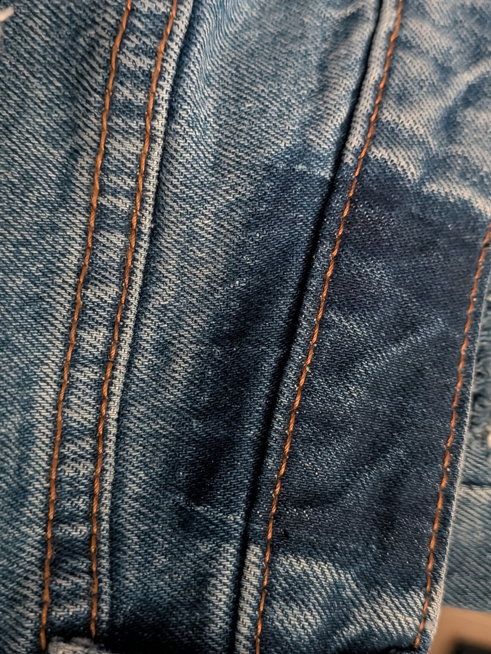 Abercrombie & Fitch Light Wash Distressed Mom Jeans - Curve Love - Picture 10 of 12
